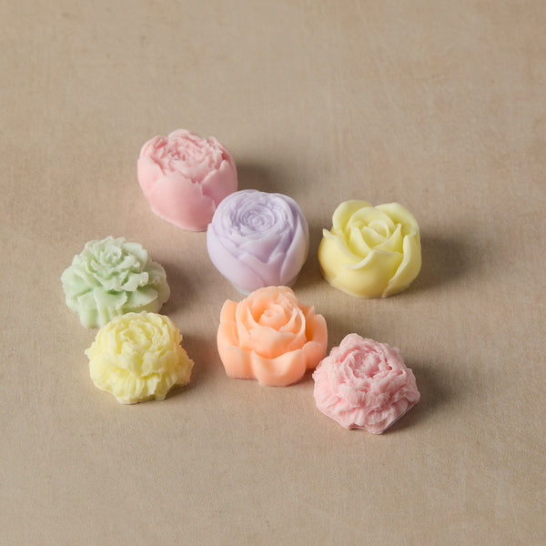 Silicone 7 Cavity Assorted Flower Mold - Zoom Media 2