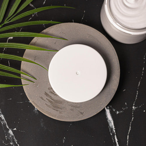 White Straight Top Plastic Lid 70/400 - F217 Liner - Zoom Media 1