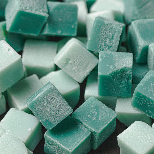 Aquamarine Dye Chips - Zoom Media 1