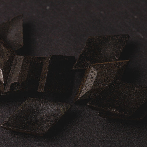 Black Dye Chips - Zoom Media 2