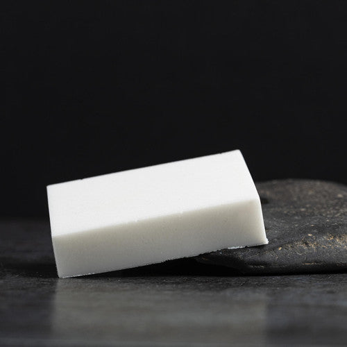 Sulfate-Free White Melt & Pour Soap - Zoom Media 1
